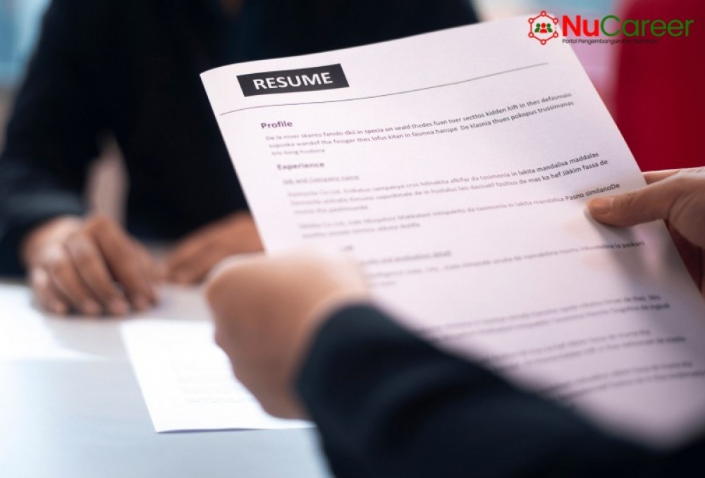 Bagaimana Cara Membuat Resume Kerja? Ini 10 Tipsnya | TopKarir.com