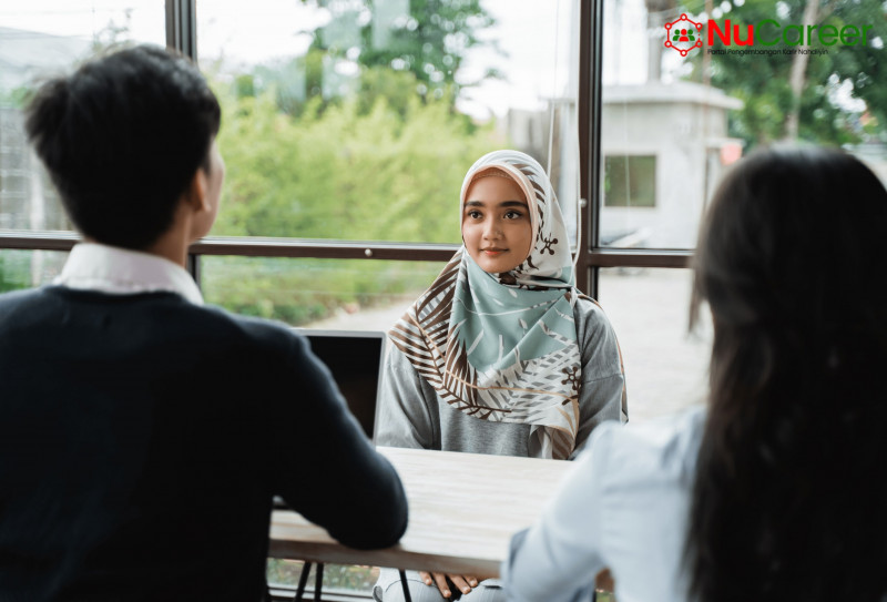 12 Pertanyaan Interview Kerja yang Paling Penting | TopKarir.com